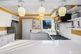 2602 N 15th St, Tacoma, WA 98406 - Photo 7