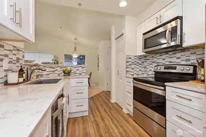 11504 12th Avenue W #B306, Everett, WA 98204 - Photo 15