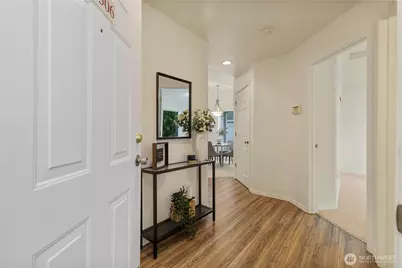 11504 12th Avenue W #B306, Everett, WA 98204 - Photo 7