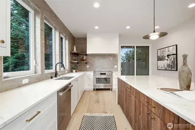 8108 126th Avenue NE, Kirkland, WA 98033 - Photo 11