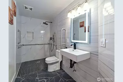 17823 145th Avenue SE, Renton, WA 98058 - Photo 13