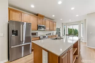 12421 240th Pl NE, Redmond, WA 98053 - Photo 11