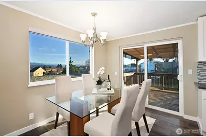 2525 S Raymond Street, Seattle, WA 98108 - Photo 9