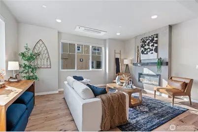 14424 Madison Way #E1, Lynnwood, WA 98087 - Photo 3