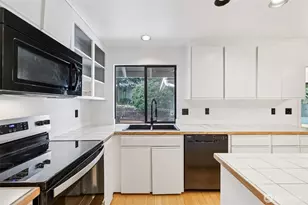 32229 2nd Ave SW, Federal Way, WA 98023 - Photo 9