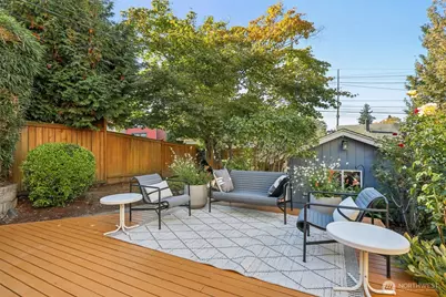 2419 2nd Avenue W, Seattle, WA 98119 - Photo 23