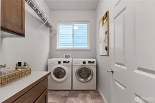 9041 Wyatt Loop SE, Tumwater, WA 98501 - Photo 17