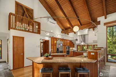 13525 NE 50th Street, Bellevue, WA 98005 - Photo 11