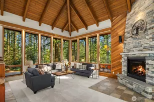 13525 NE 50th St, Bellevue, WA 98005 - Photo 3