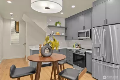 1110 B 34th Avenue, Seattle, WA 98122 - Photo 13