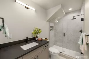 1110 B 34th Ave, Seattle, WA 98122 - Photo 3