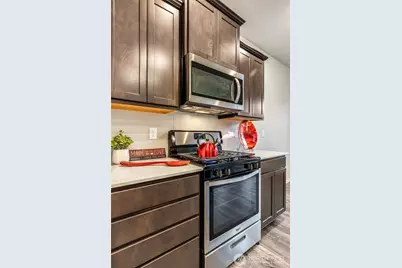 18673 106th Avenue Ct E, Puyallup, WA 98374 - Photo 9