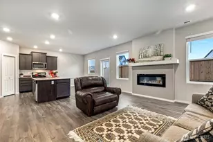 18673 106th Ave Ct E, Puyallup, WA 98374 - Photo 5