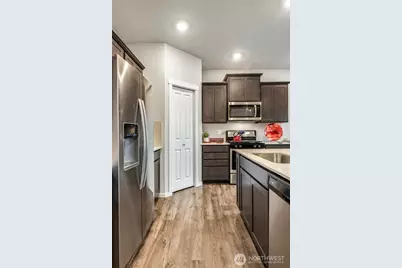 18673 106th Avenue Ct E, Puyallup, WA 98374 - Photo 7