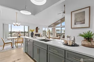 4911 Fremont Ave N, Seattle, WA 98103 - Photo 11