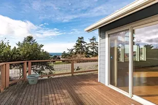 670 El Prado Ave, Coupeville, WA 98239 - Photo 27