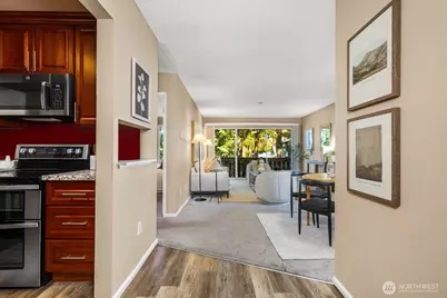 4823 180th Street SW #H203, Lynnwood, WA 98037 - Photo 5