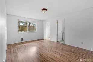633 NW Cathlamet Dr, Oak Harbor, WA 98277 - Photo 21