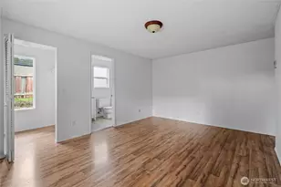 633 NW Cathlamet Dr, Oak Harbor, WA 98277 - Photo 23