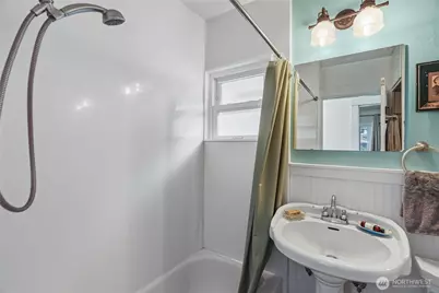 1939 Gregory Way, Bremerton, WA 98337 - Photo 15