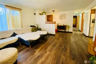 709 S 137th Pl, Burien, WA 98168 - Photo 9