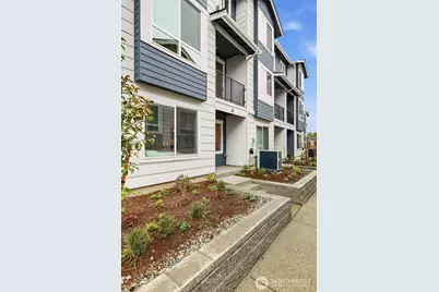 3702 W Mukilteo Boulevard #A, Everett, WA 98203 - Photo 1