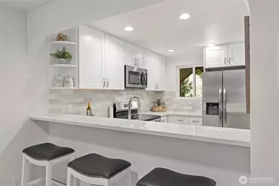 12760 NE 10th Place #F301, Bellevue, WA 98005 - Photo 13