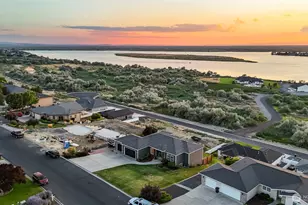 446 SE Viewmont Dr, Moses Lake, WA 98837 - Photo 11