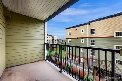 690 32nd Street #B309, Bellingham, WA 98225 - Photo 17