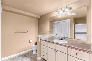 690 32nd St, Bellingham, WA 98225 - Photo 9