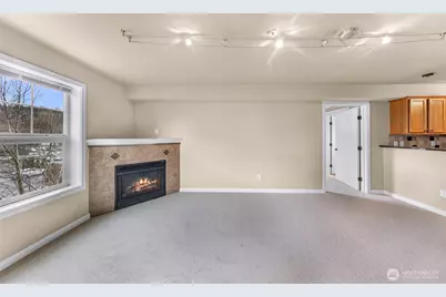 690 32nd Street #B309, Bellingham, WA 98225 - Photo 7