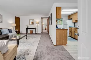 7520 208th St SW, Edmonds, WA 98026 - Photo 5