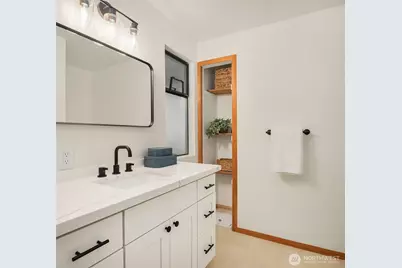 4329 210th Court NE, Sammamish, WA 98074 - Photo 15