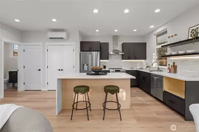 9230 22nd Avenue SW, Seattle, WA 98106 - Photo 7