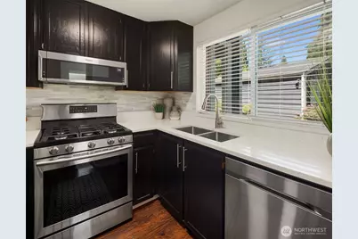 11807 NE 105th Court, Kirkland, WA 98033 - Photo 9