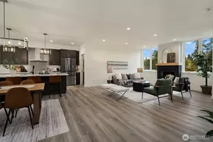 2004 NE 120th Street NE, Seattle, WA 98125 - Photo 7