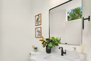 2004 NE 120th Street NE, Seattle, WA 98125 - Photo 17