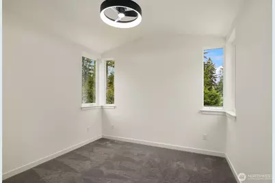 2004 NE 120th Street NE #1, Seattle, WA 98125 - Photo 19