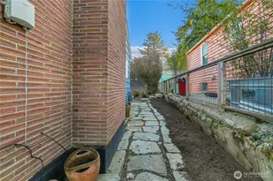 4209 S Lucile St, Seattle, WA 98118 - Photo 23