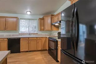 1616 W Anderson St, Elma, WA 98541 - Photo 9