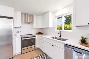 1303 Comet St, Milton, WA 98354 - Photo 7