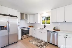 1303 Comet St, Milton, WA 98354 - Photo 5