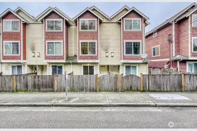 12323 10th Place NE #C, Seattle, WA 98125 - Photo 1
