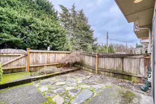 12323 10th Pl NE, Seattle, WA 98125 - Photo 19