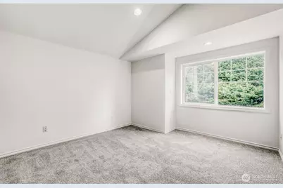 12323 10th Place NE #C, Seattle, WA 98125 - Photo 11