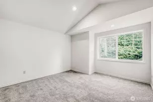 12323 10th Pl NE, Seattle, WA 98125 - Photo 11