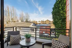 541 S Cloverdale St, Seattle, WA 98108 - Photo 23