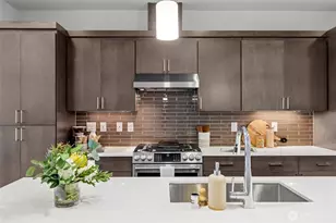 7629 NE 122nd Ct, Kirkland, WA 98034 - Photo 3