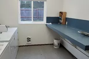 1902 -1904 W Casino Rd, Everett, WA 98204 - Photo 9