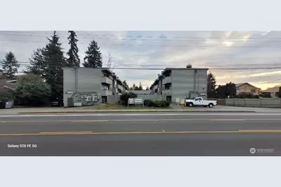1902 -1904 W Casino Road, Everett, WA 98204 - Photo 1